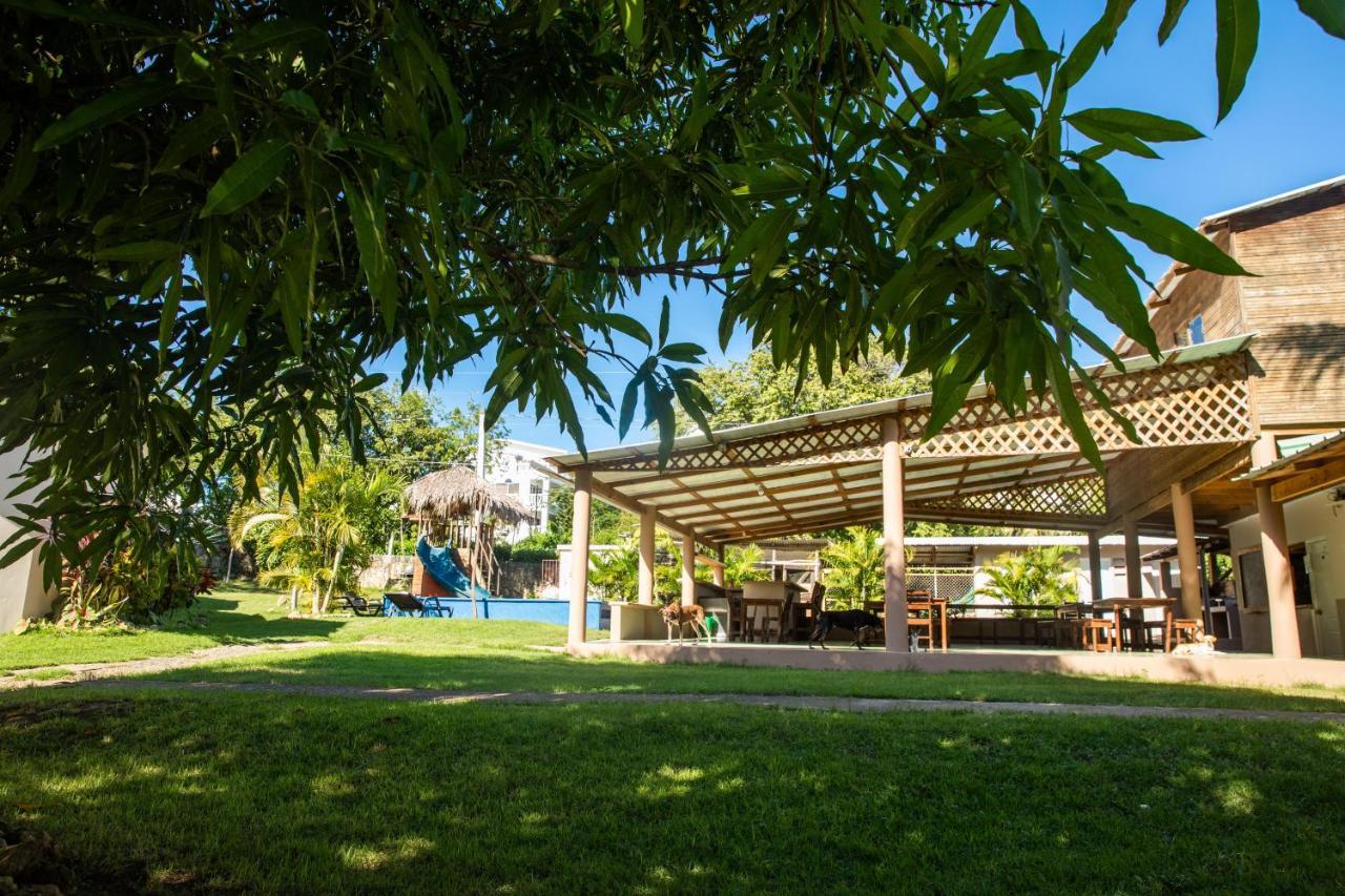 Gipsy Ranch Rooms キャバレテ エクステリア 写真