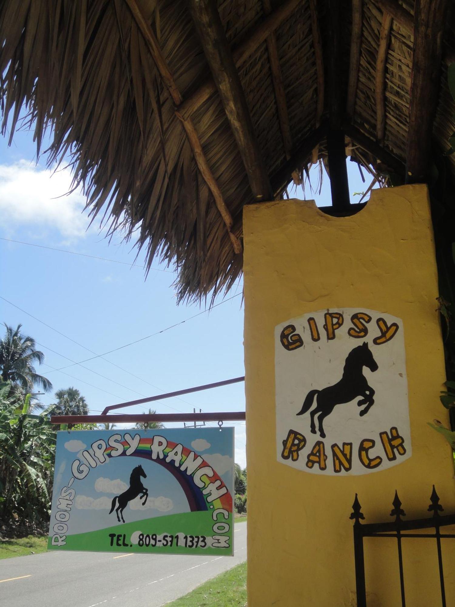 Gipsy Ranch Rooms キャバレテ エクステリア 写真