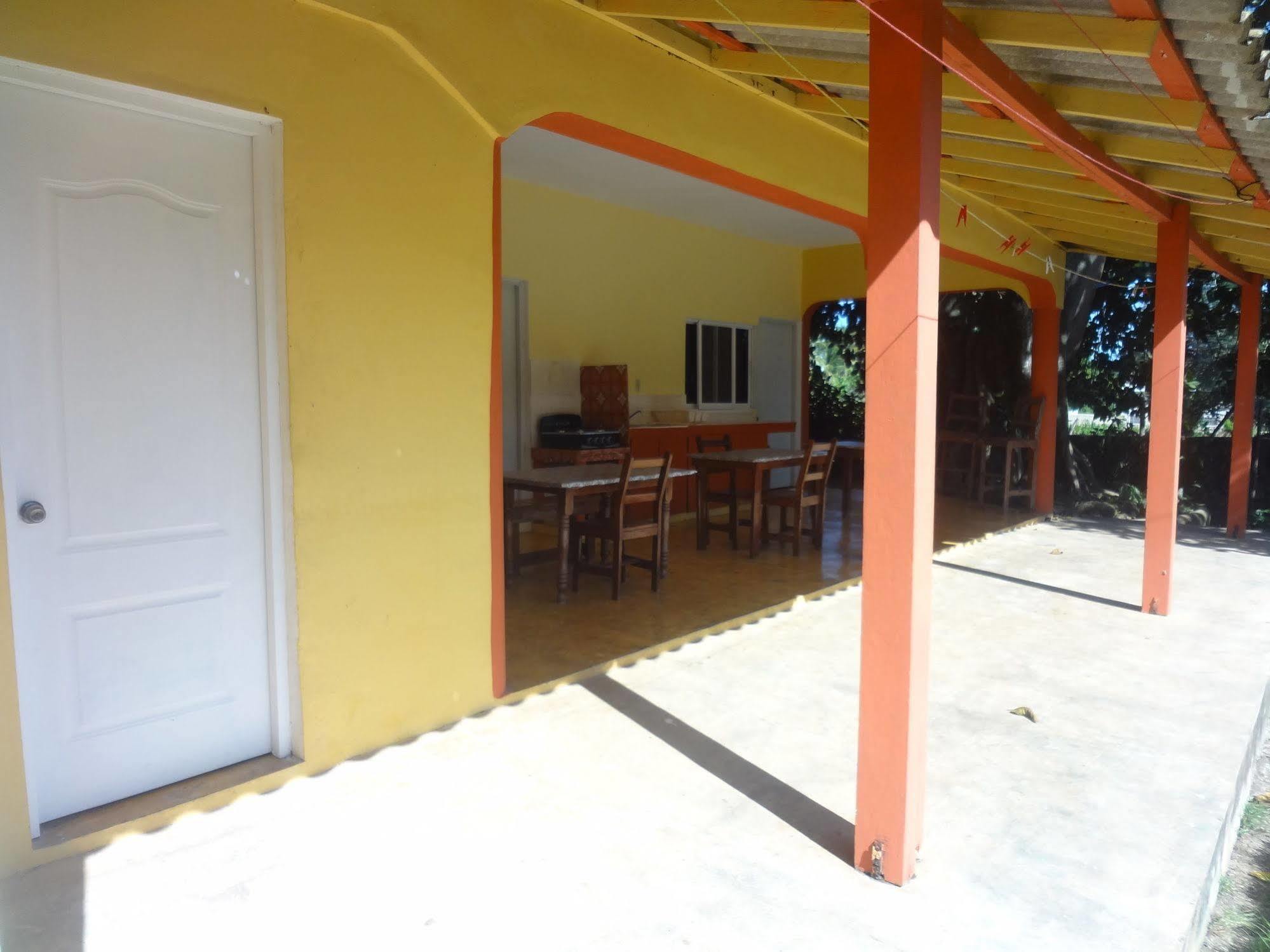 Gipsy Ranch Rooms キャバレテ エクステリア 写真